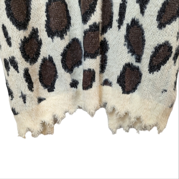Umgee Animal Print Women's Cardigan Sweater Size Medium - Picture 3 of 6